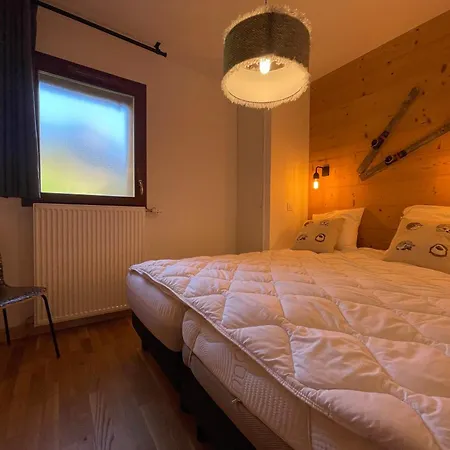 Lumineux Avec Parking A Samoens, Animaux Admis - Fr-1-624-170