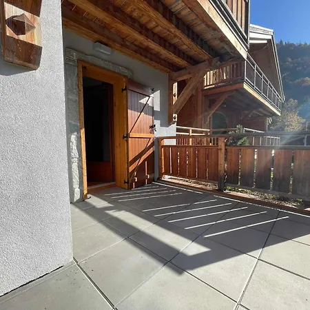 Lumineux Avec Parking A Samoens, Animaux Admis - Fr-1-624-170